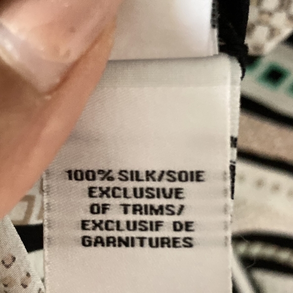 Diane von Fürstenberg Multicolour Silk Blouse - UK Size 8 - Pristine Condition - Picture 13 of 17